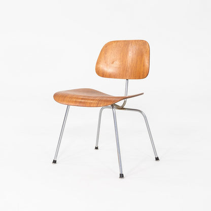 DCM Chair