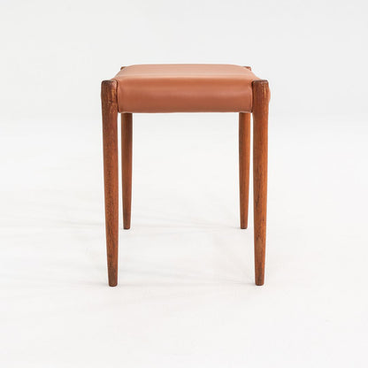 Moller 80A Stool