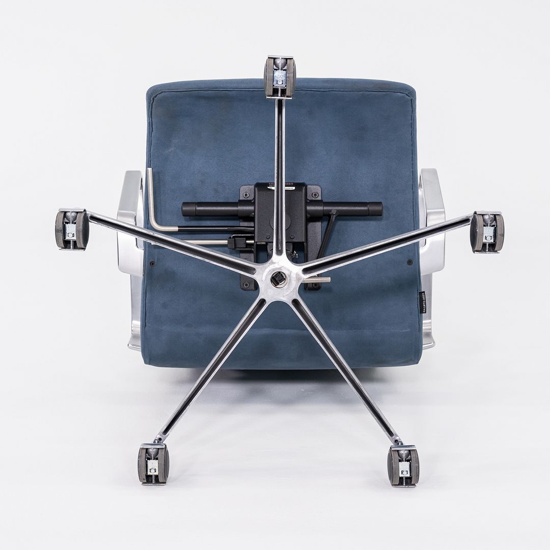 Oxford Chair, Model 3271W