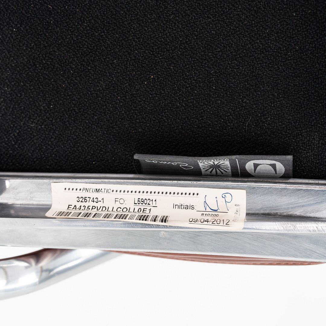 Soft Pad Management Chair, EA435