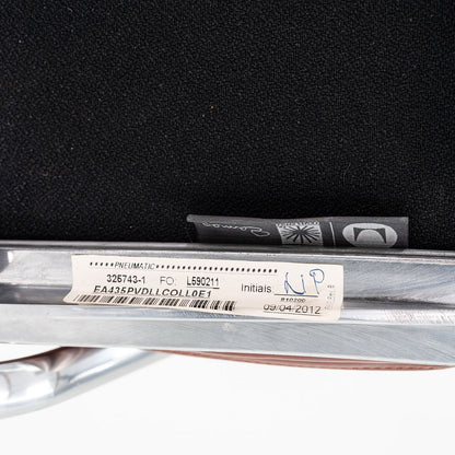 Soft Pad Management Chair, EA435