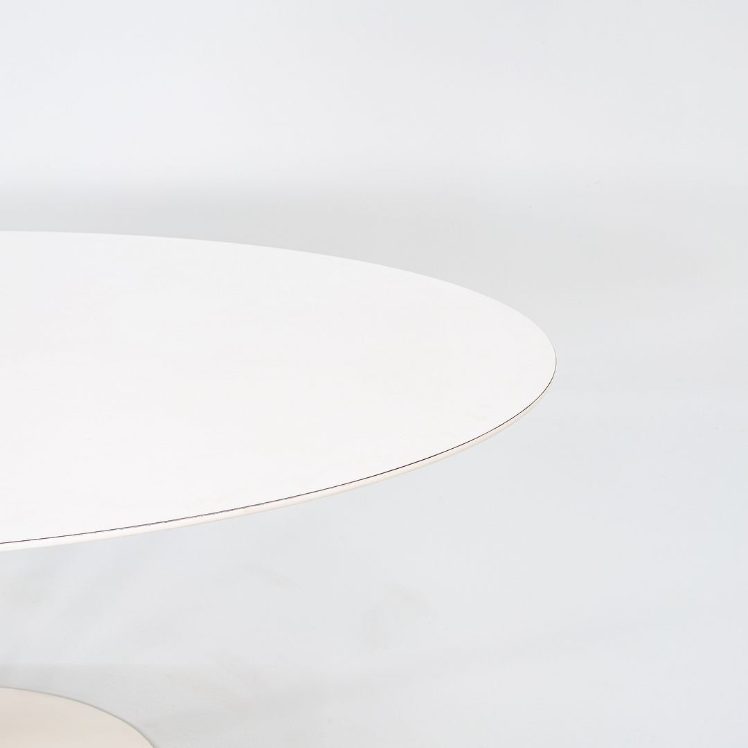 Tulip Dining Table