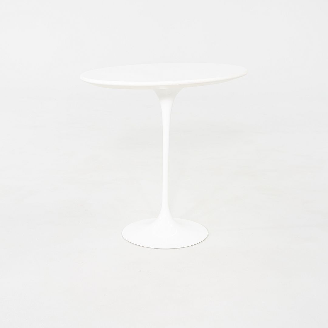 Oval Tulip Pedestal Side Table