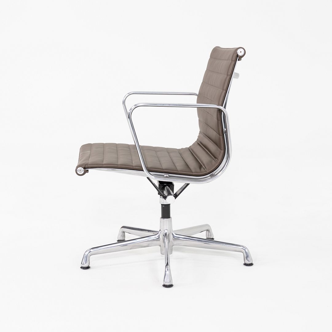 Aluminum Group Management Desk Chair, Model EA334