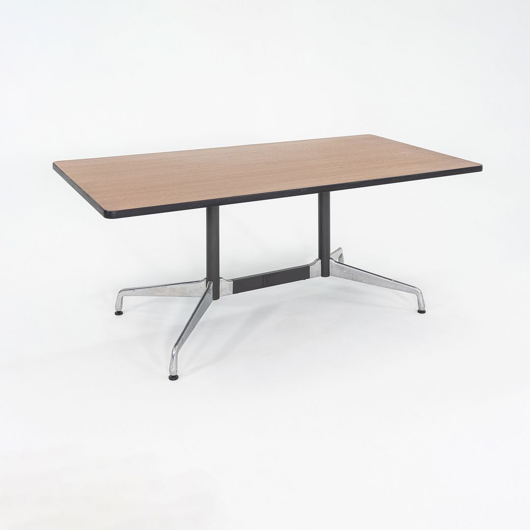 Segmented Conference Table, Model ET143