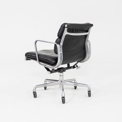 Soft Pad Management Chair, EA435