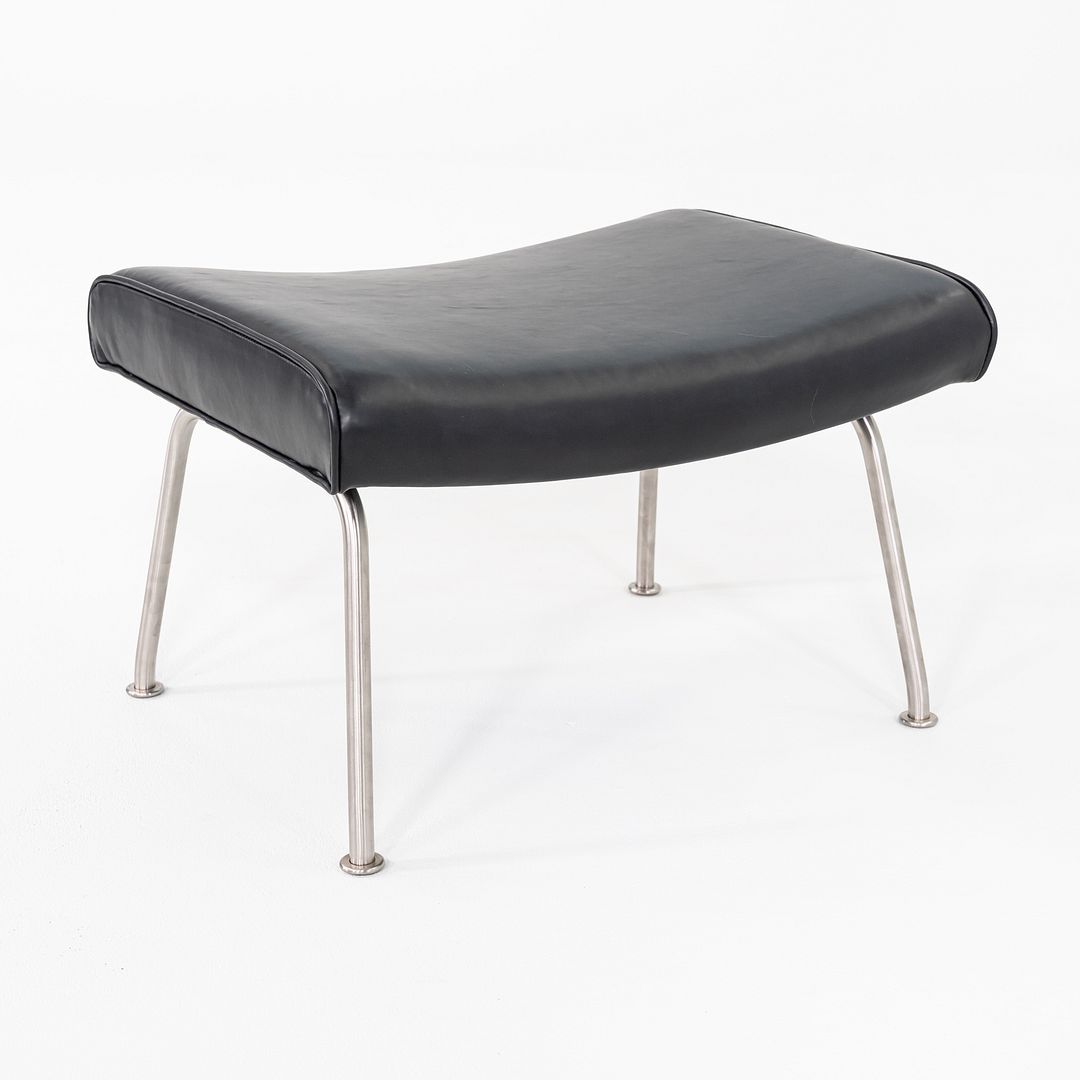 CH446 Footstool