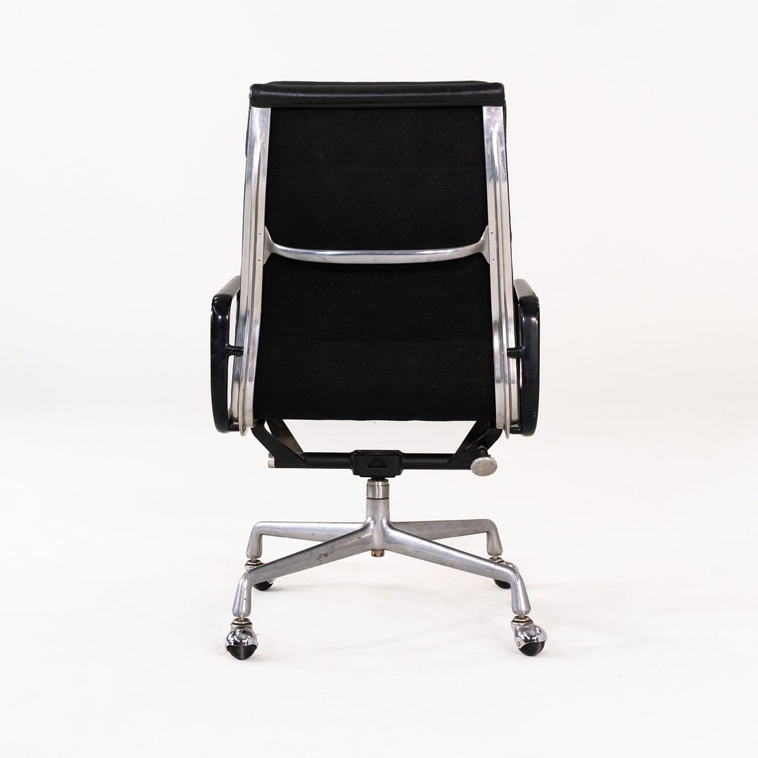 Eames Aluminum Group Soft Pad Executive Chair, Model EA420