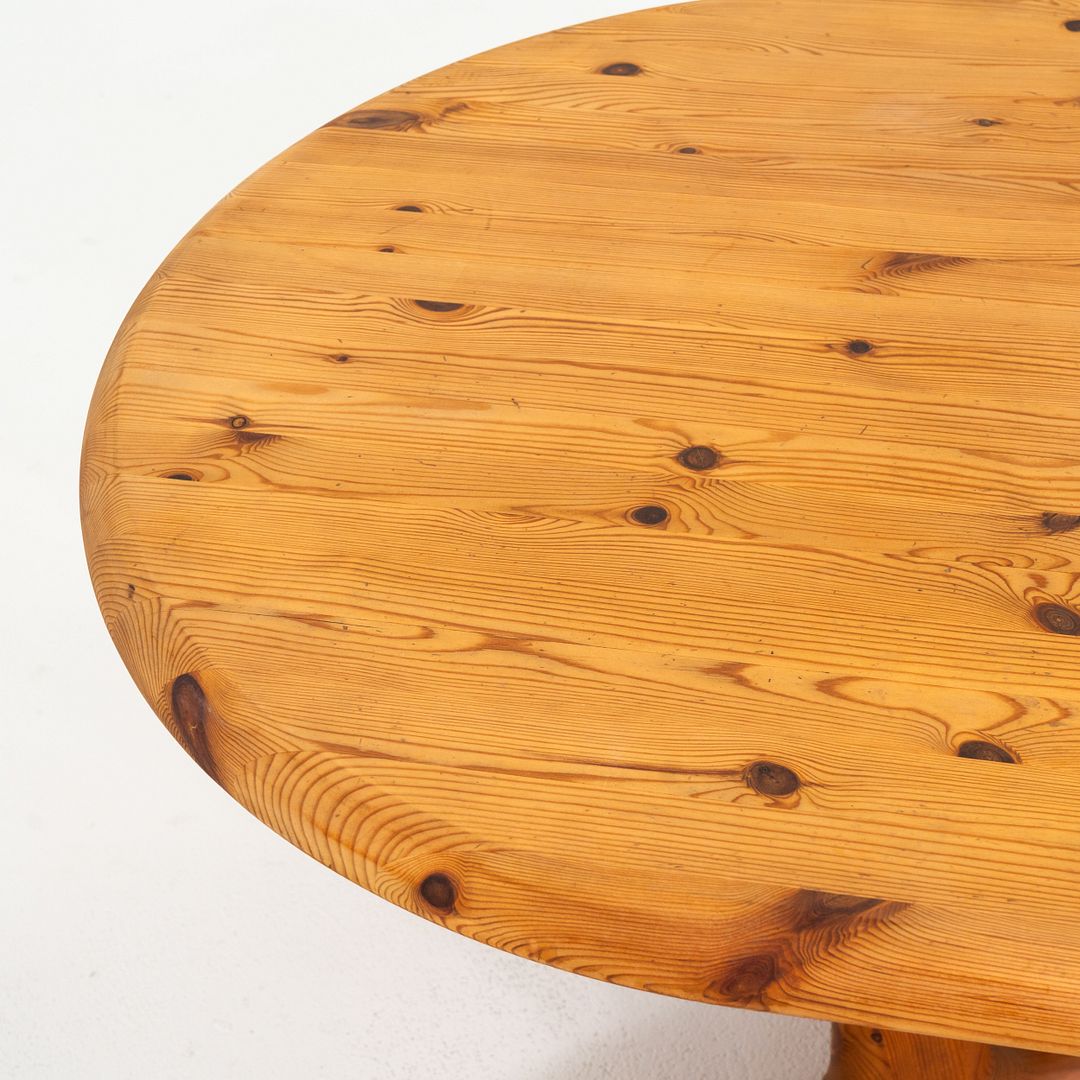 Oval Coffee Table