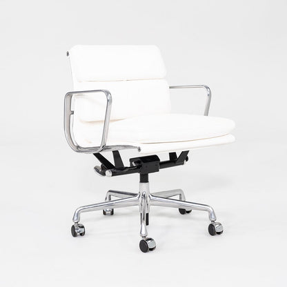 Soft Pad Management Chair, EA435