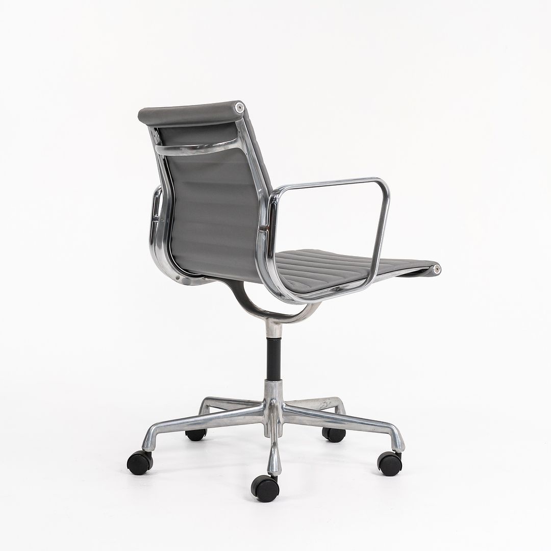 Eames Aluminum Group Management Desk Chair, Model EA108