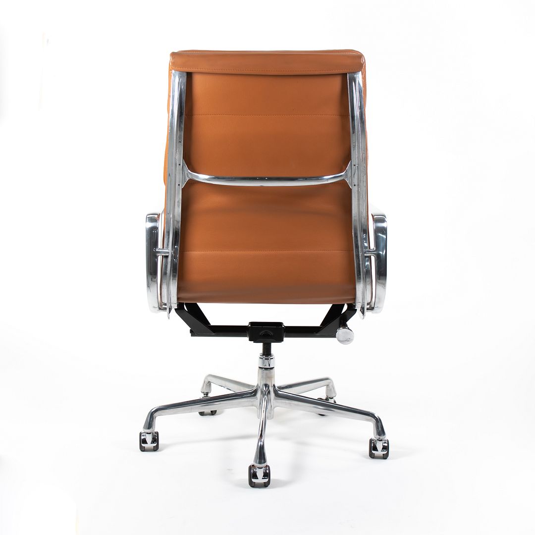 Eames Aluminum Group Soft Pad Executive Chair, Model EA420
