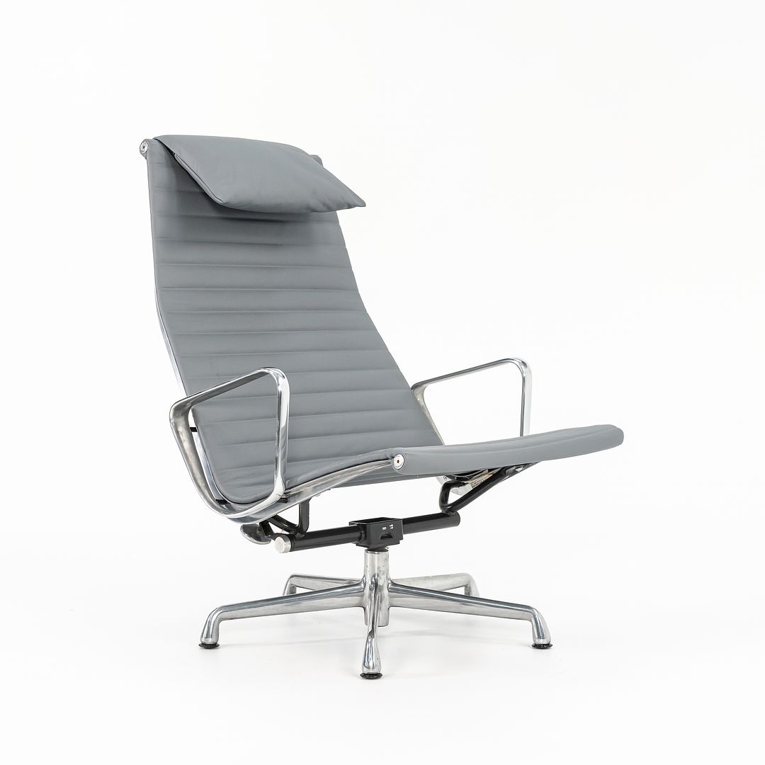 Aluminum Group Lounge Chair, model EA124