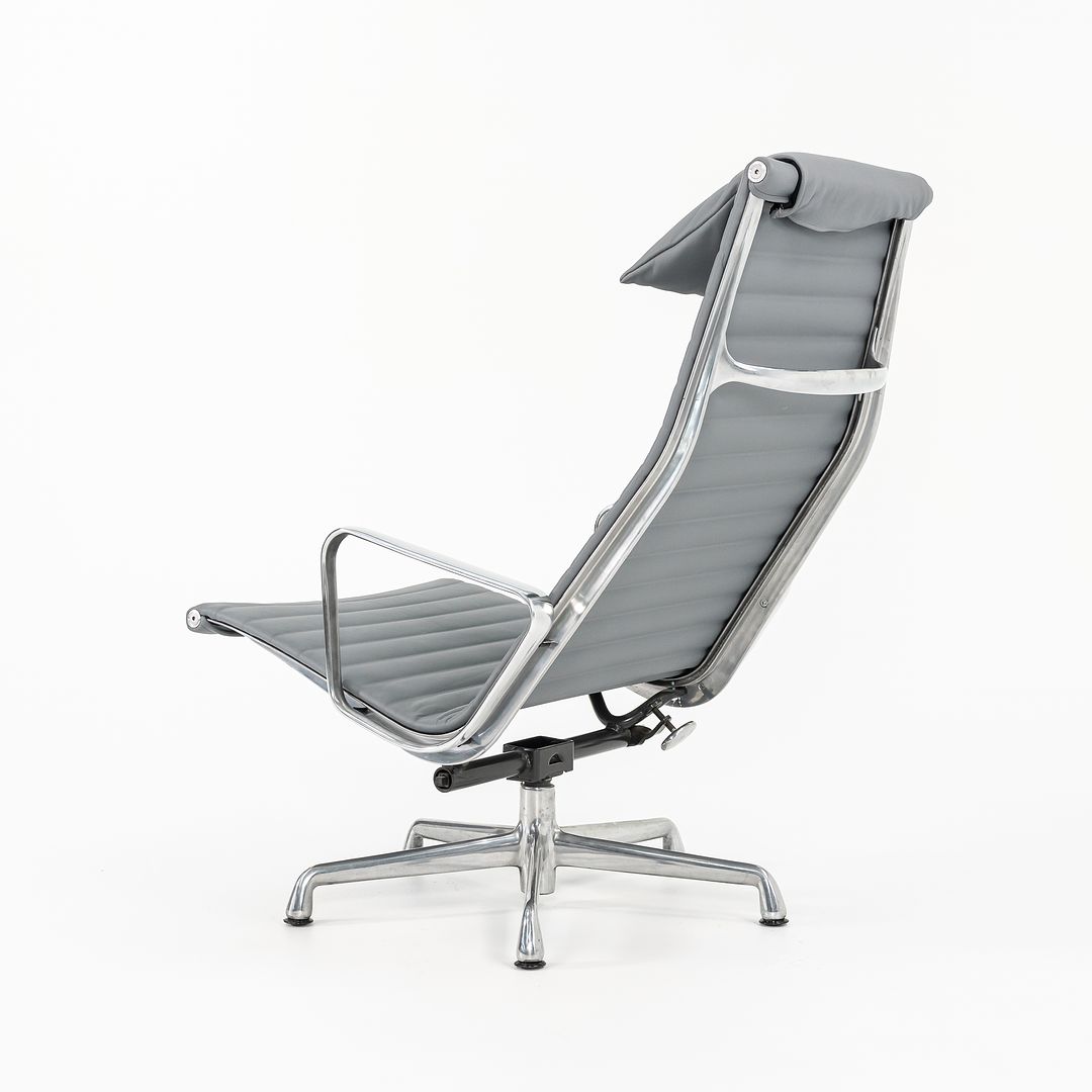 Aluminum Group Lounge Chair, model EA124