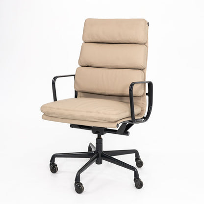 Soft Pad Executive Chair, Model EA219
