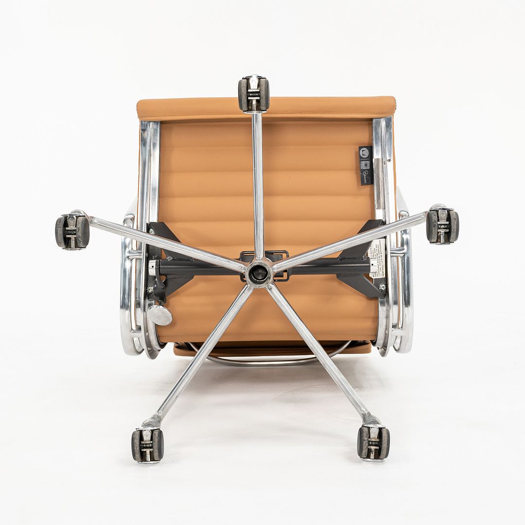 Aluminum Group Management Chair