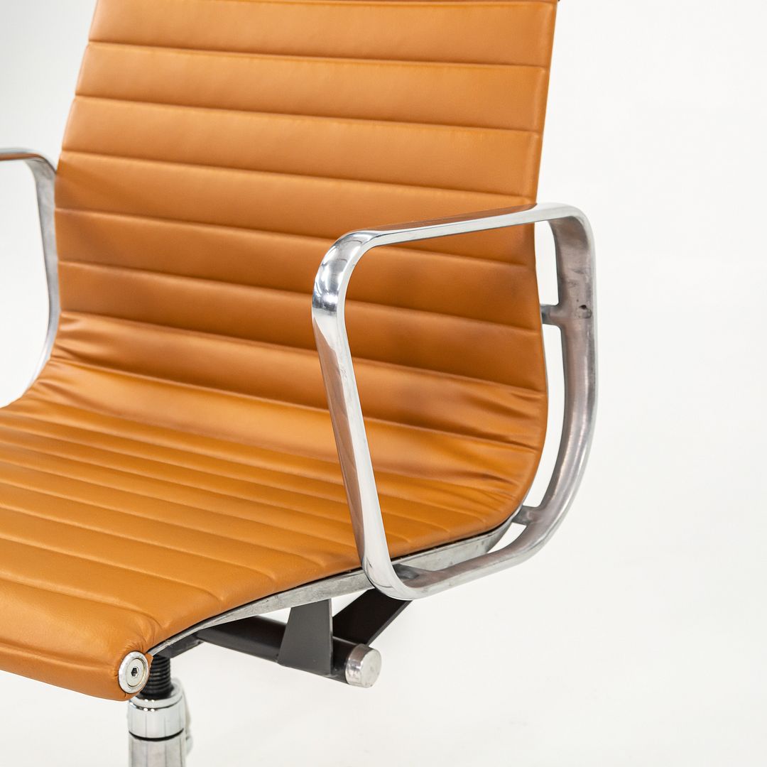 Aluminum Group Management Desk Chair