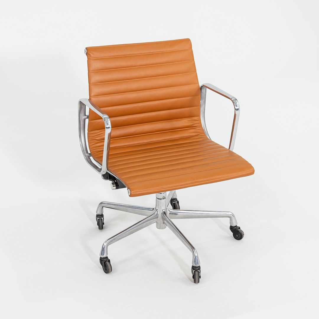 Aluminum Group Management Desk Chair, Model EA335