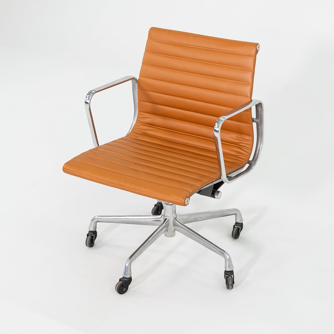Aluminum Group Management Desk Chair, Model EA335