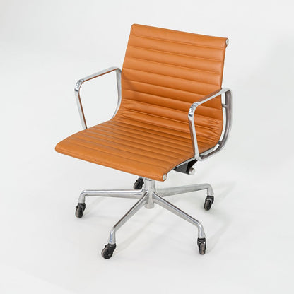 Aluminum Group Management Desk Chair, Model EA335