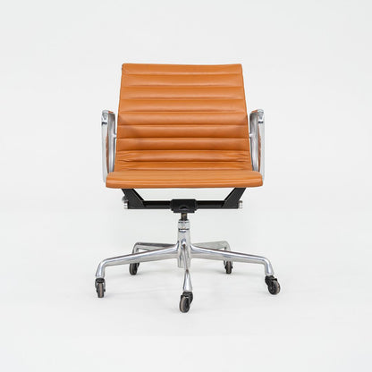 Aluminum Group Management Desk Chair, Model EA335