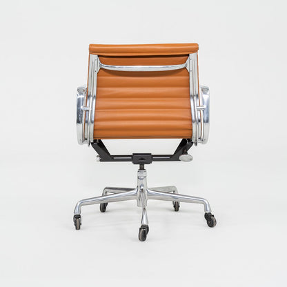 Aluminum Group Management Desk Chair, Model EA335