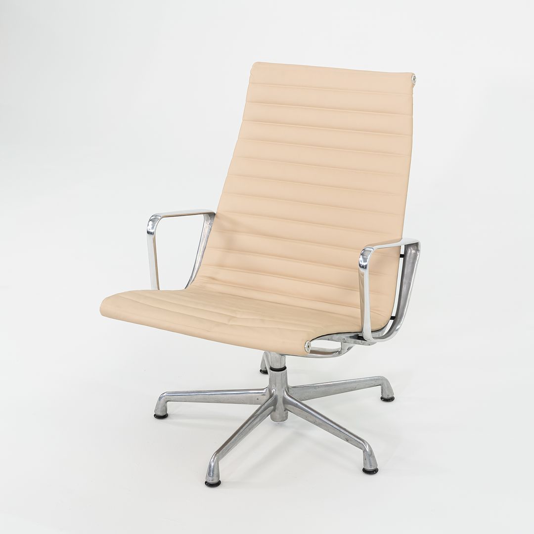 Aluminum Group Lounge Chair, EA316
