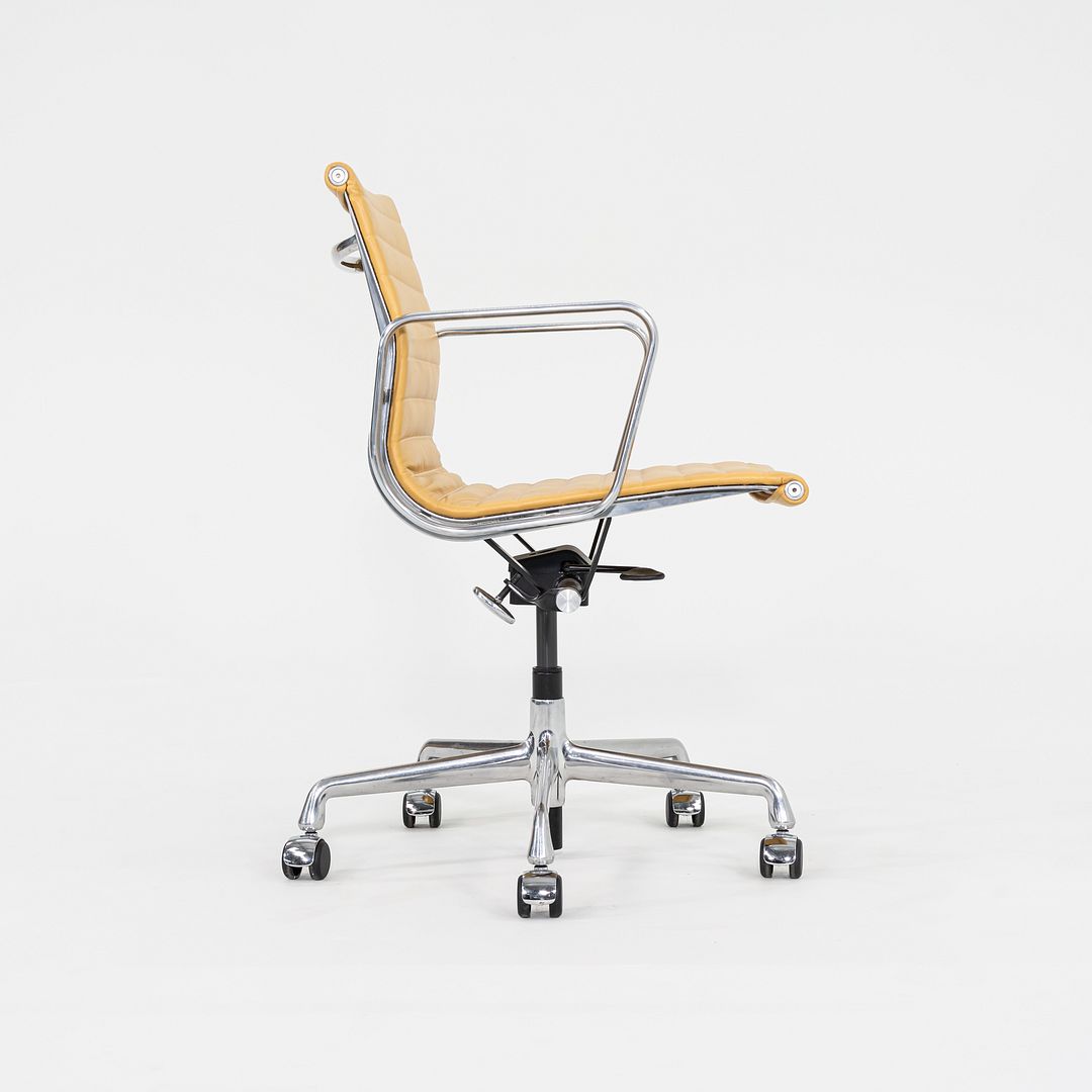 Aluminum Group Management Desk Chair, Model EA335