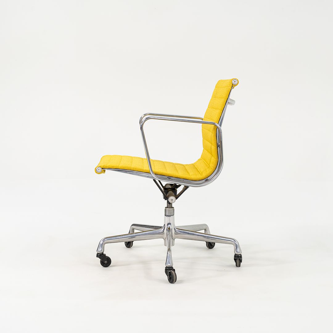 Eames Aluminum Group Management Chair