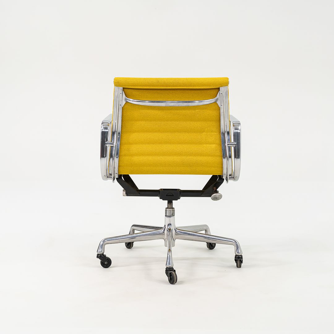 Eames Aluminum Group Management Chair