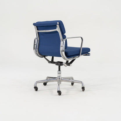 Soft Pad Management Chair, EA435