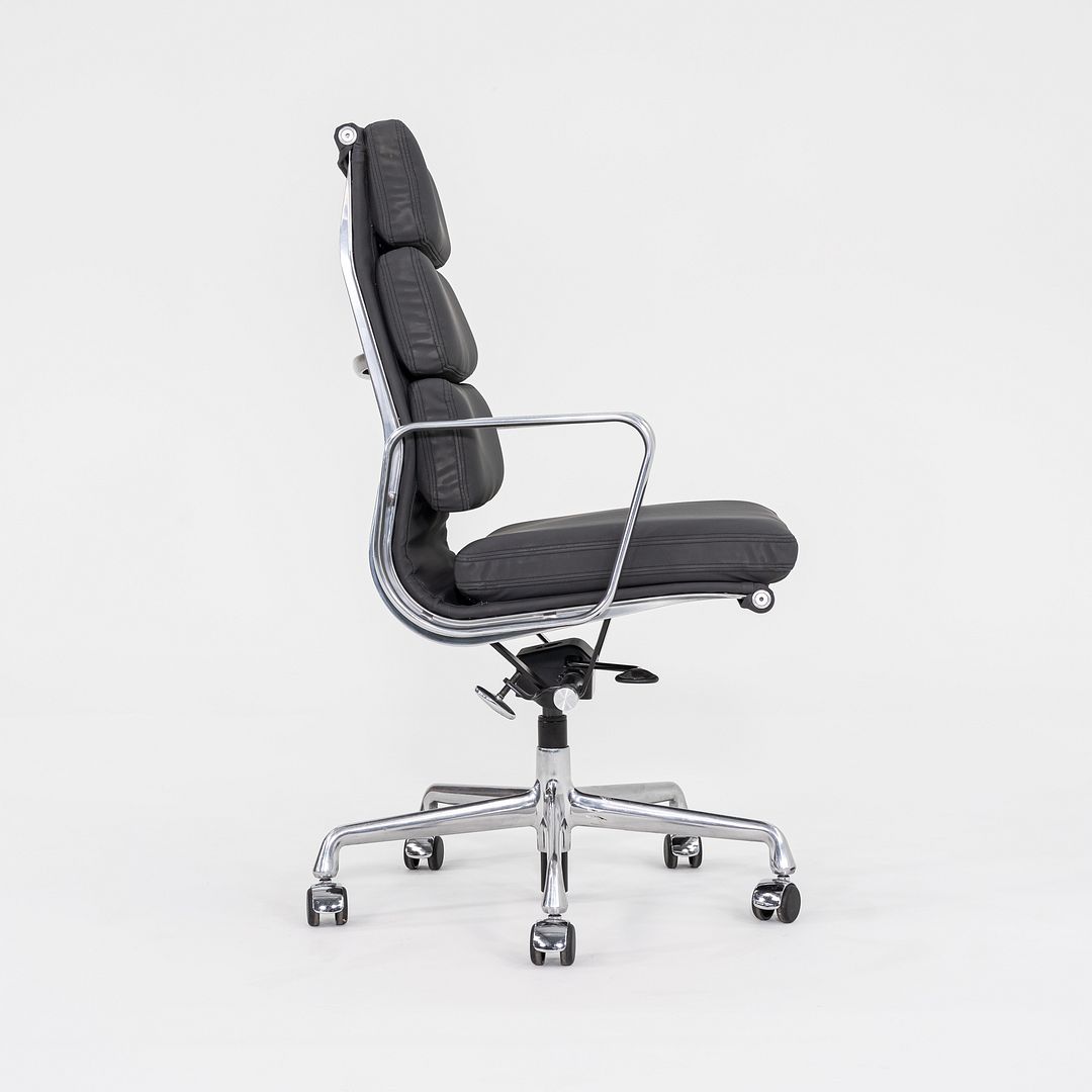 Soft Pad Executive Chair, Model EA437