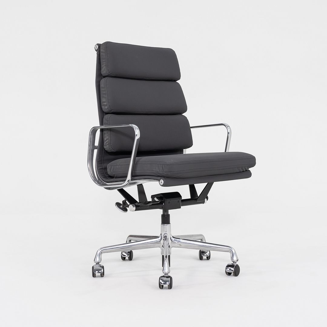 Soft Pad Executive Chair, Model EA437