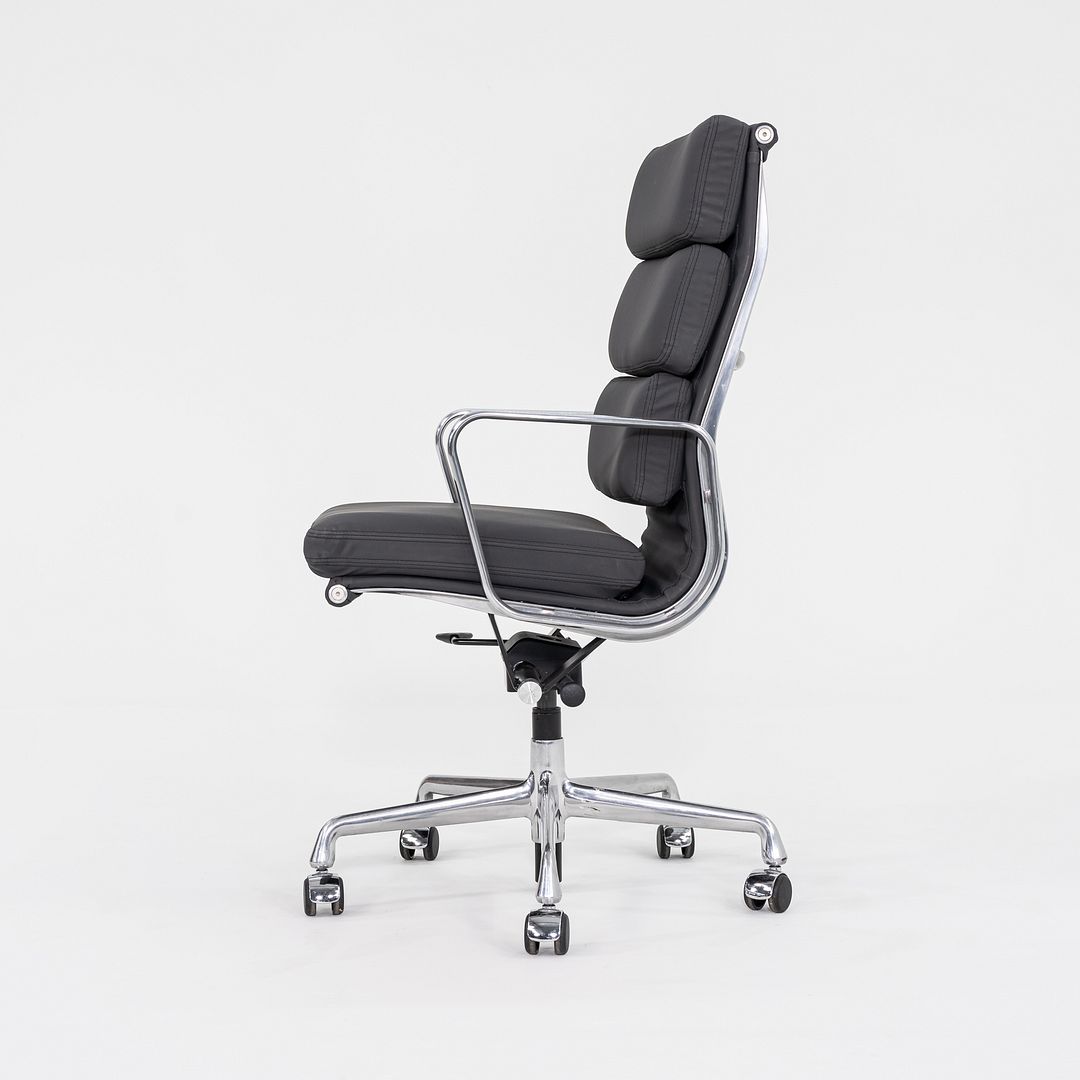 Soft Pad Executive Chair, Model EA437