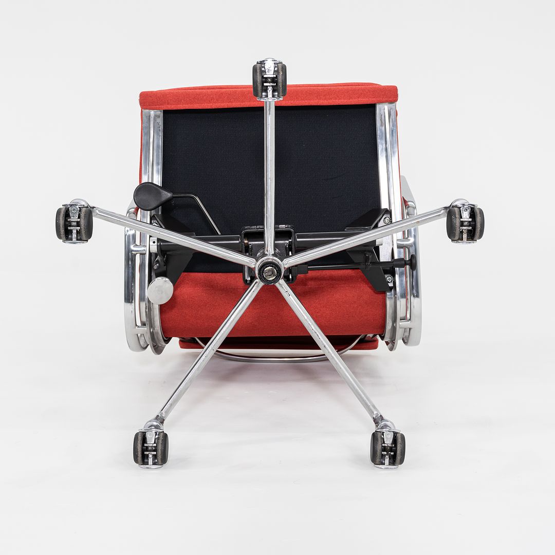 Soft Pad Management Chair, EA435