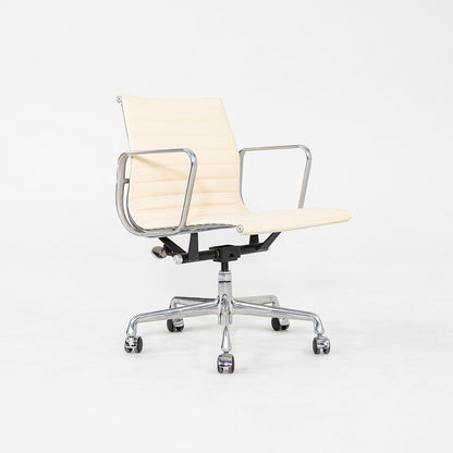 Aluminum Group Management Chair, Model EA335