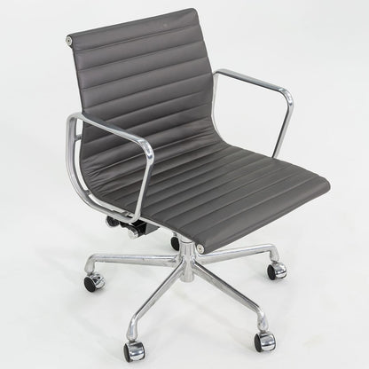 Eames Aluminum Group Management Chair