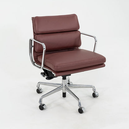 Eames Soft Pad Management Chair, EA435