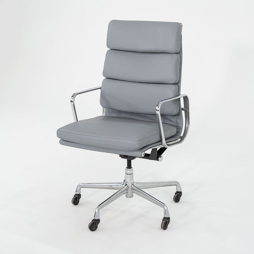Soft Pad Executive Chair, Model EA437