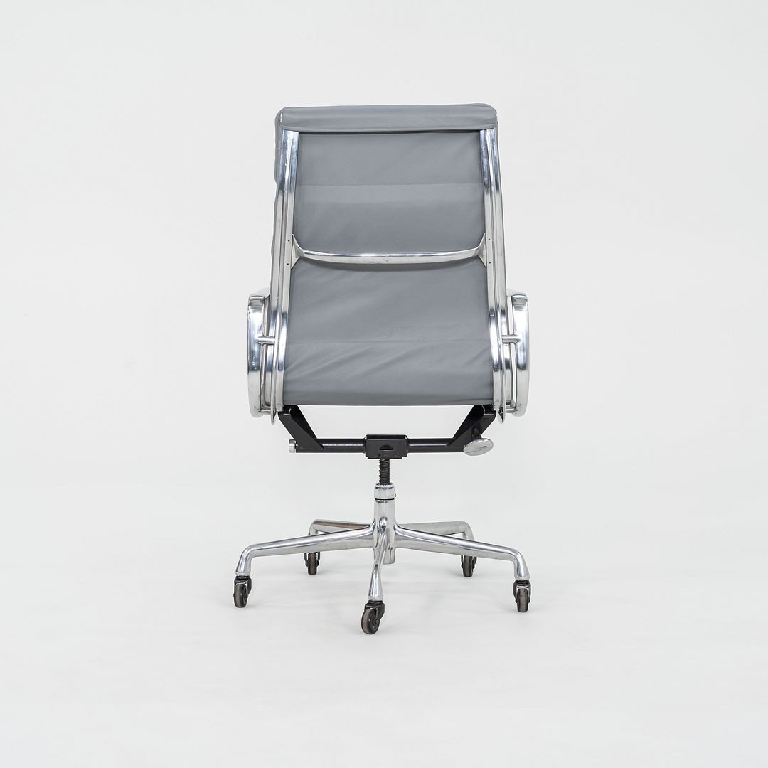 Soft Pad Executive Chair, Model EA437