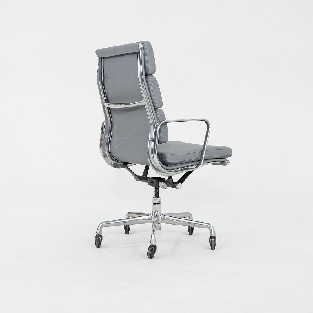 Soft Pad Executive Chair, Model EA437