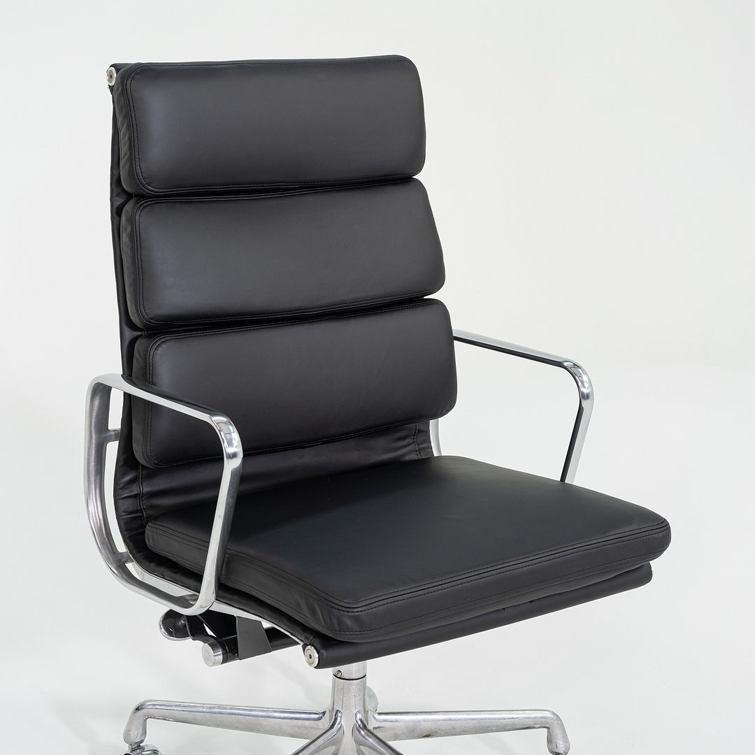 Soft Pad Executive Chair, Model EA437