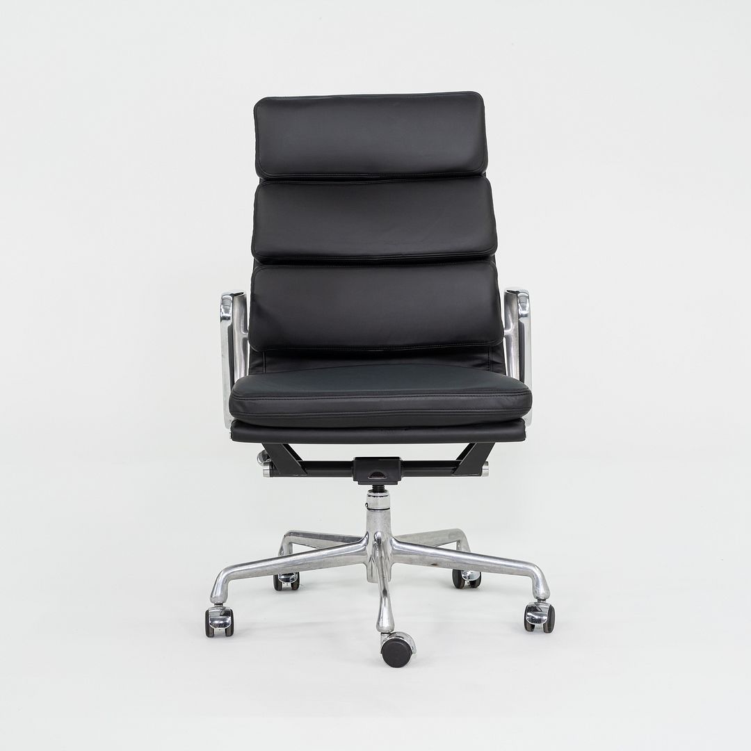 Soft Pad Executive Chair, Model EA437