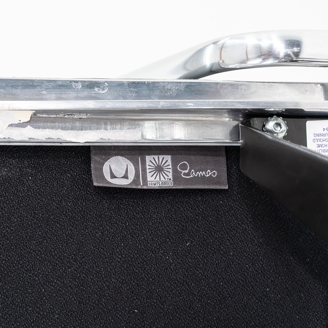 Soft Pad Management Chair, EA435