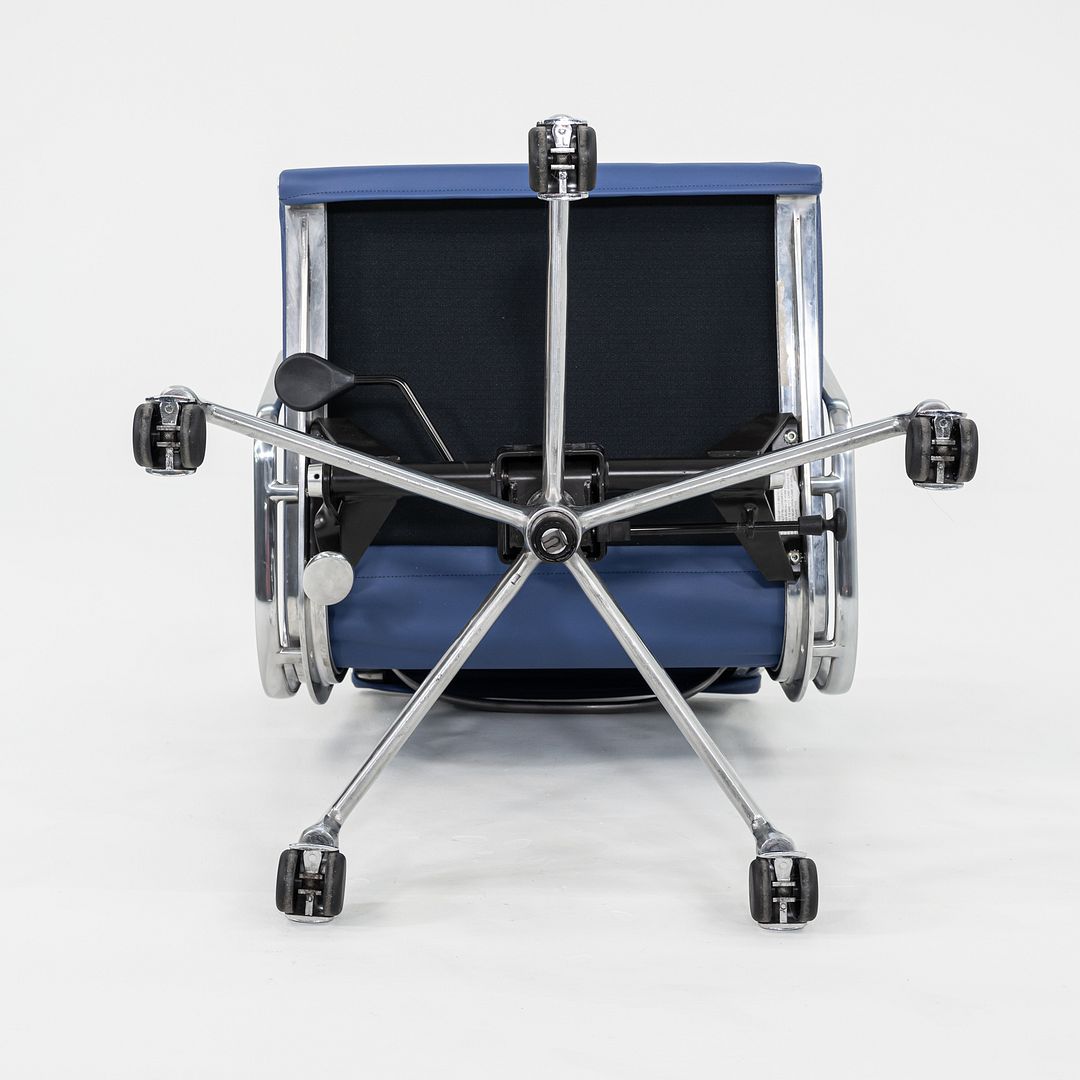 Soft Pad Management Chair, EA435