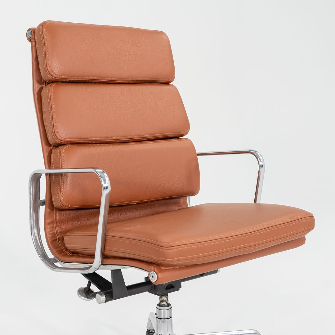 Soft Pad Executive Chair, Model EA437