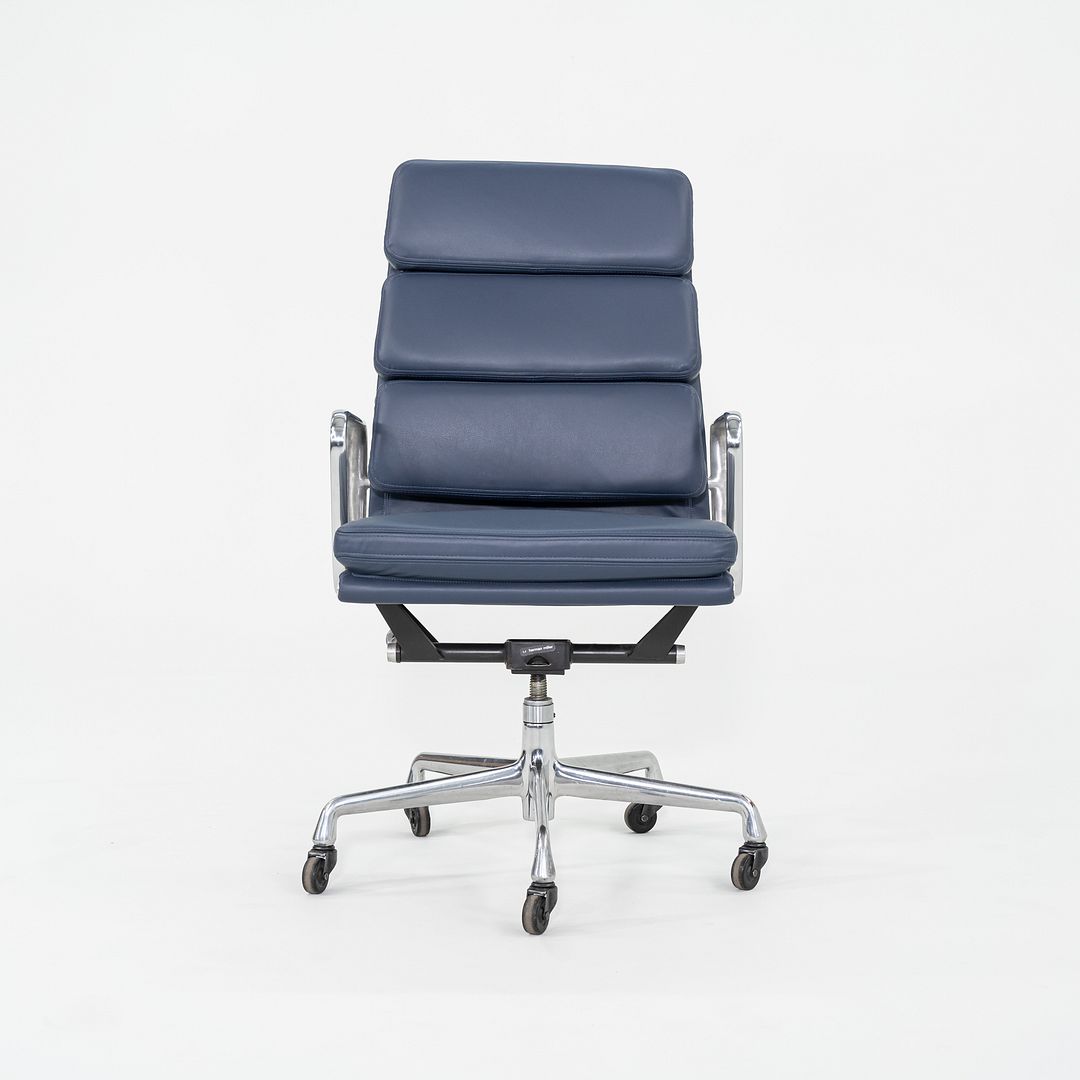 Soft Pad Executive Chair, Model EA437