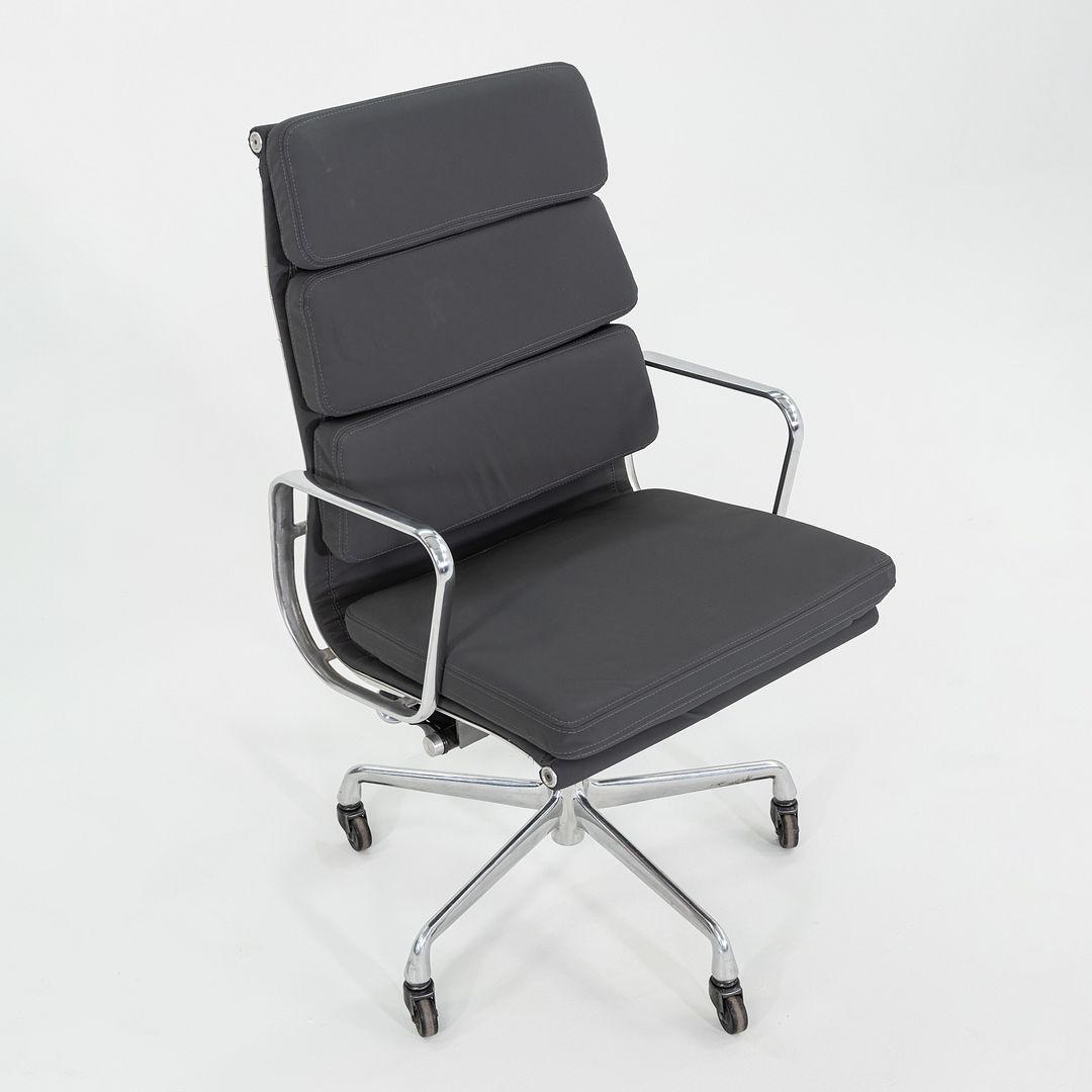 Soft Pad Executive Chair, Model EA437