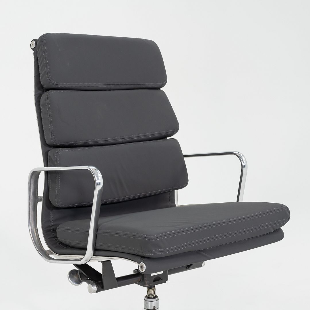 Soft Pad Executive Chair, Model EA437