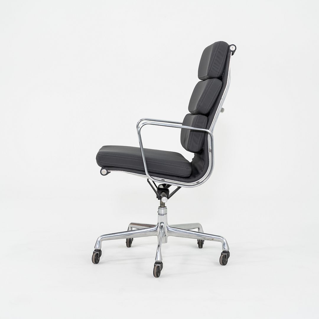 Soft Pad Executive Chair, Model EA437